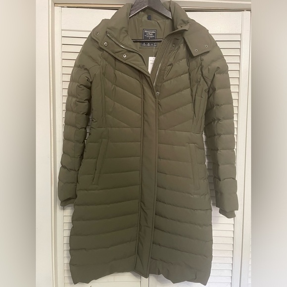 Abercrombie and Fitch down jacket. - Picture 1 of 6